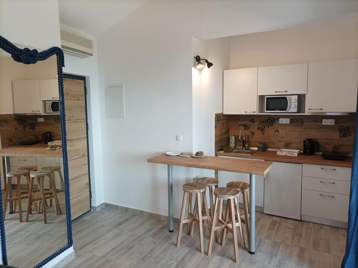 Villa Ljetni San Оміш Екстер'єр фото