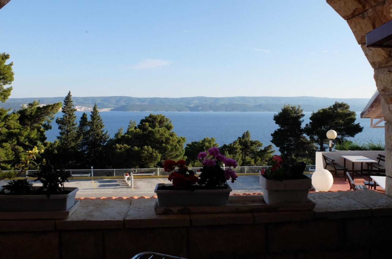 Villa Ljetni San Оміш Екстер'єр фото